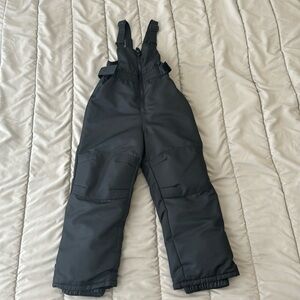 Cat and Jack Black snow bib